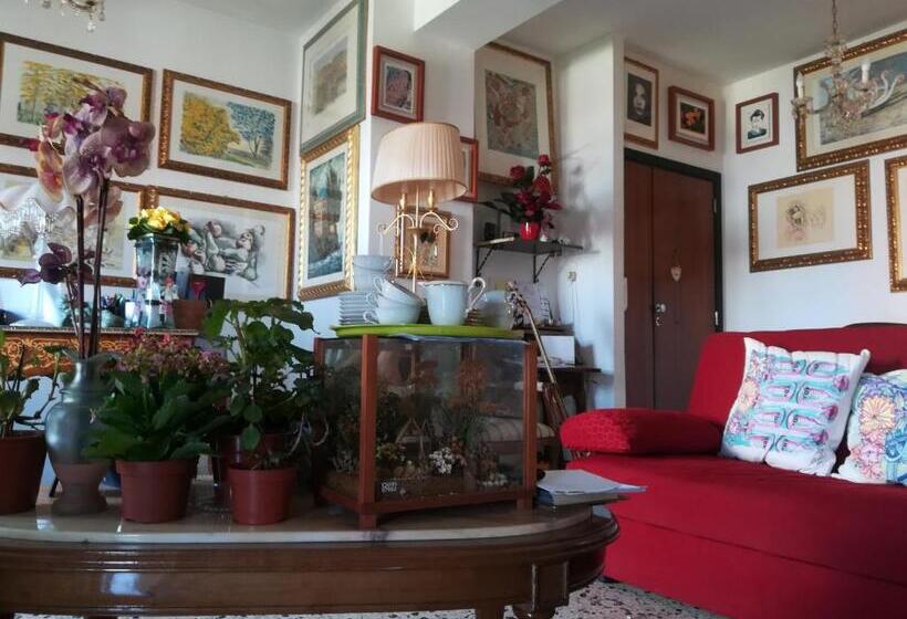 تختخواب و صبحانه Domus Aurea