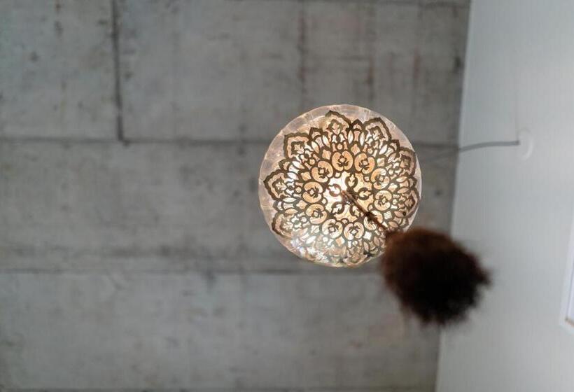 تختخواب و صبحانه Mai Ram Yoga House