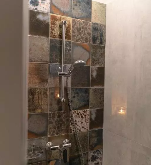 تختخواب و صبحانه Mai Ram Yoga House