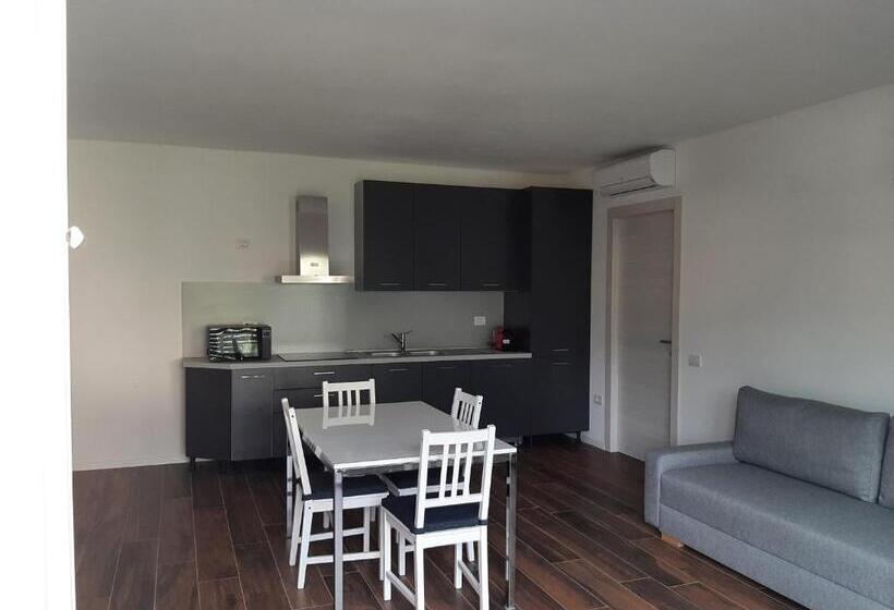 Garda Family & Solarium