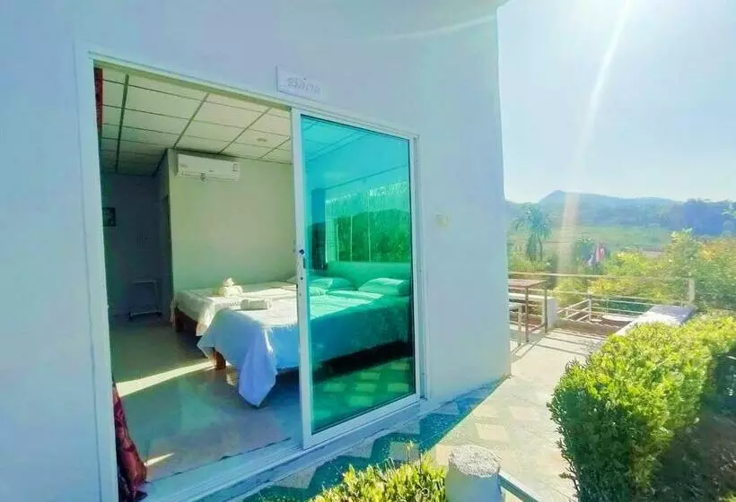 ペンション Baan Mai Hom Resort Suan Phueng