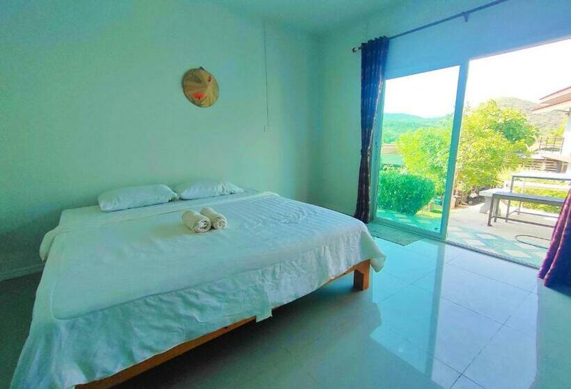 פנסיון Baan Mai Hom Resort Suan Phueng