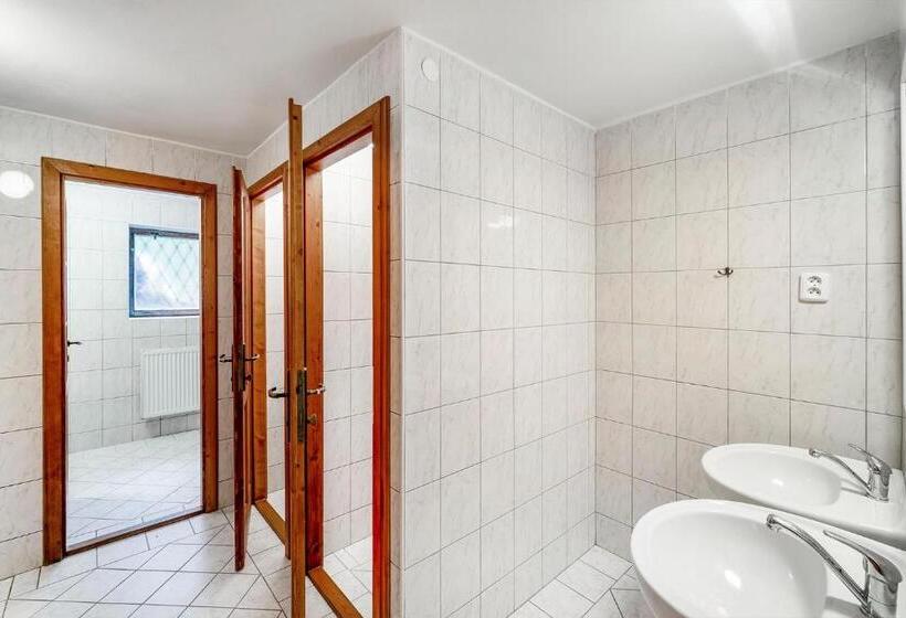 بنسيون Chata Pod Sedlom čertovica