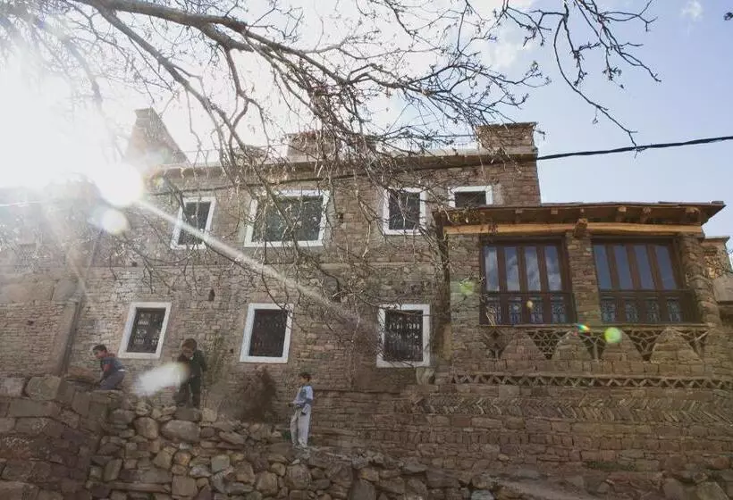 Majatalo Dar Ait Bouguemez