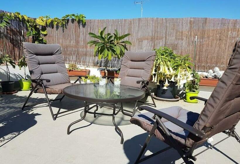 پانسیون Faro Town House