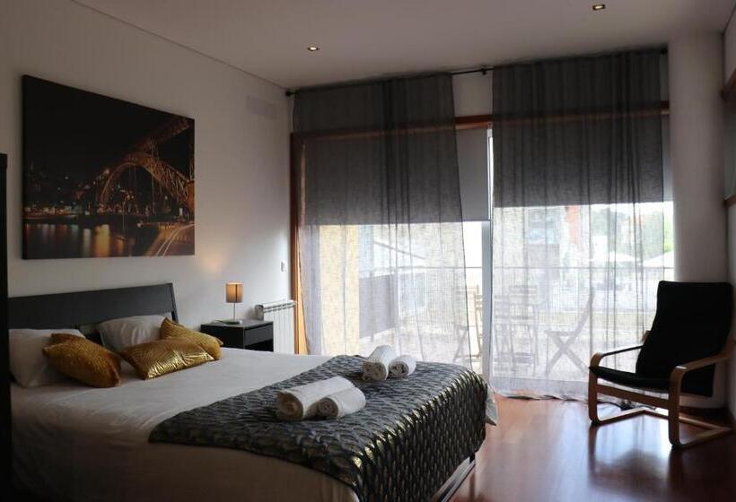 پانسیون Metro Heroismo Residence