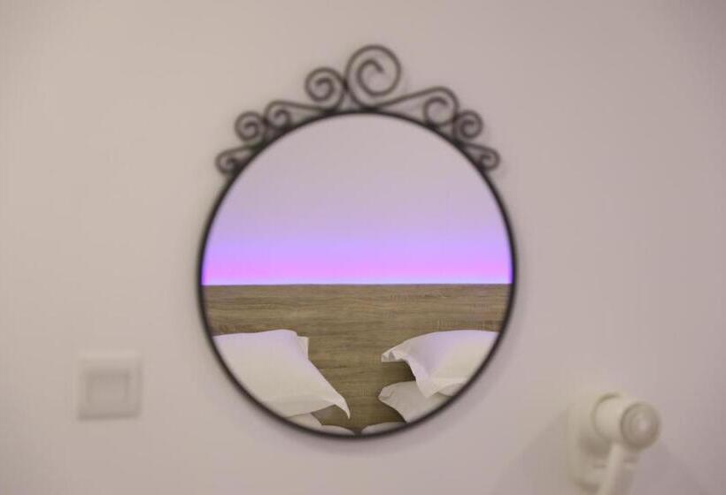 پانسیون Moodhu Surf House