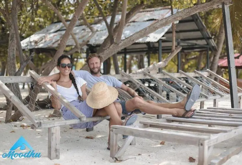 پانسیون Moodhu Surf House