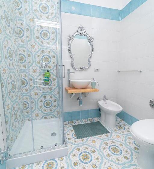 پانسیون Napulitandream