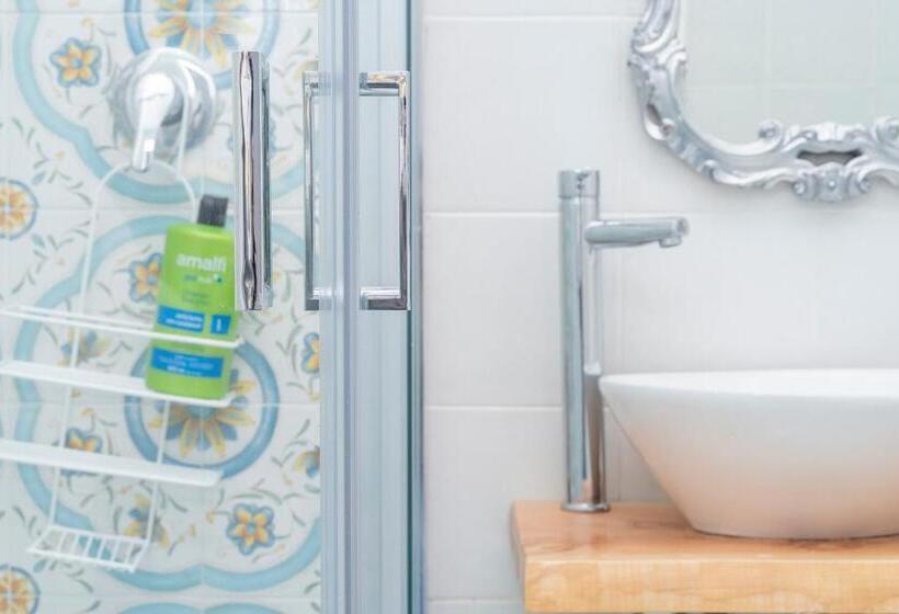 پانسیون Napulitandream