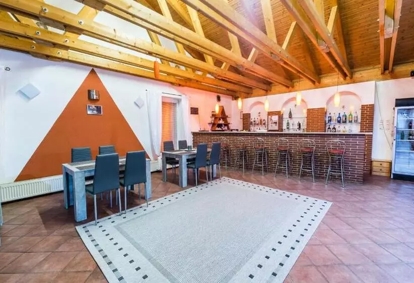 ペンション Penzion Forest