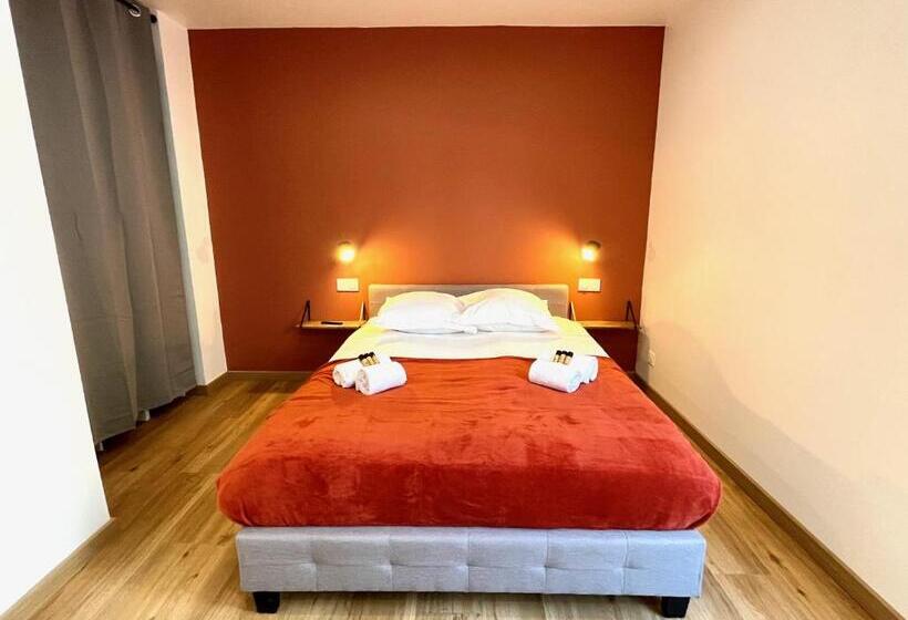 Studio Avec Grande Terrasse Et Parking Privatifs