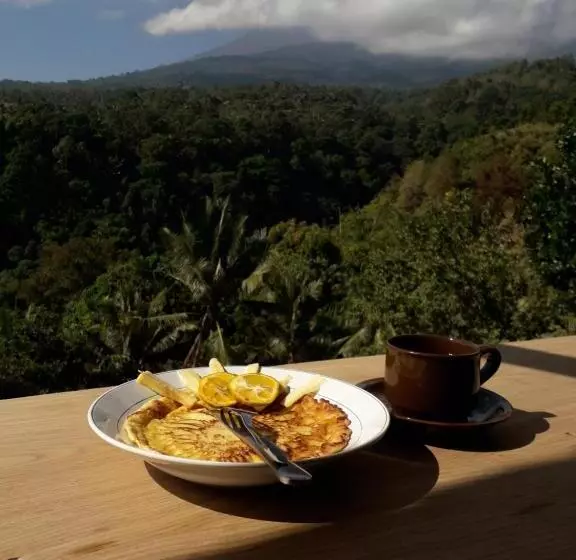 Retkeilymaja Rinjani Houseboon