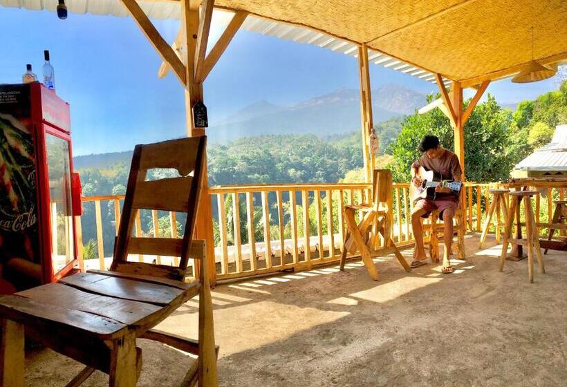 Общежитие Rinjani Houseboon