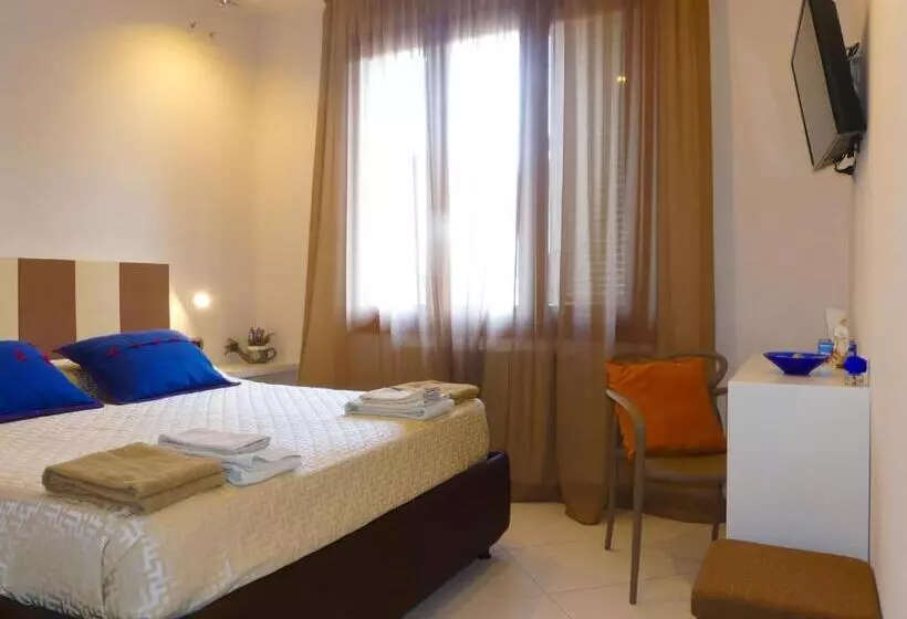 ベッドアンドブレックファースト Il Fiore Di Monnalisa