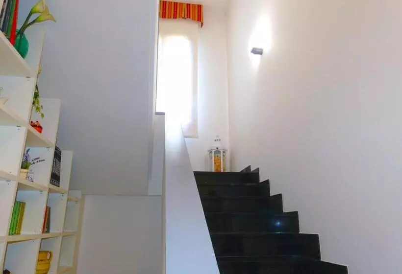 ベッドアンドブレックファースト Il Fiore Di Monnalisa