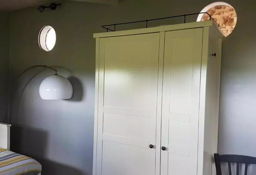 Aamiaismajoitus (B&B) La Thibaudiere Tilleul