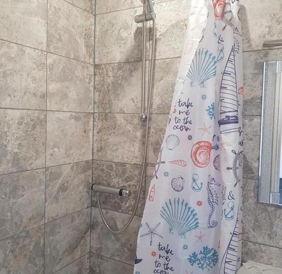 住宿加早餐  Stanwell Stansted Airport