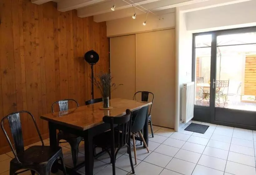 Gîte Moderne Avec Piscine En Anjou, Proche Saumur Et Cholet, Idéal Pour Familles Et Groupes   Fr 1 6