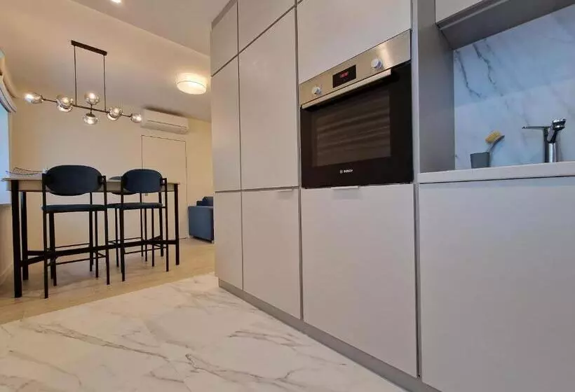 Modern Best Located One Bed Flat Max 3 Person Included Kids No Bicycle Space