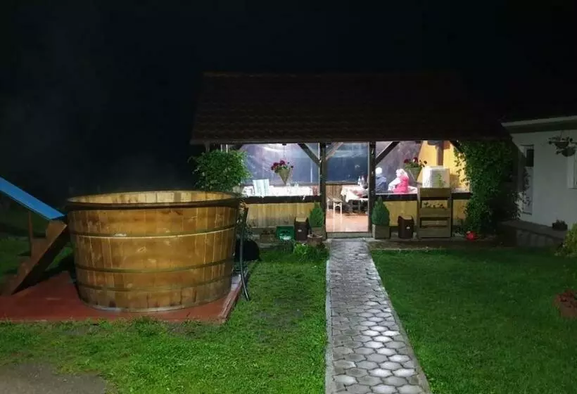 ペンション Casa Popa’s