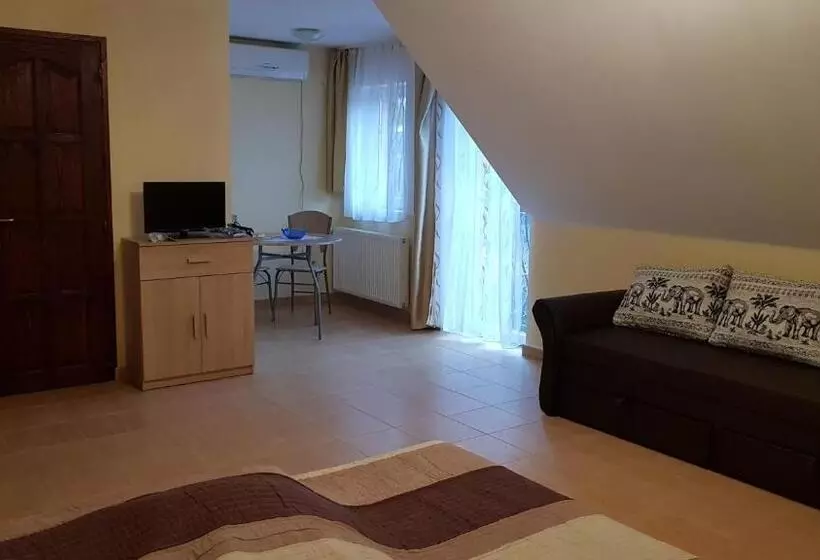 Majatalo Főczény Pince és Vendégház