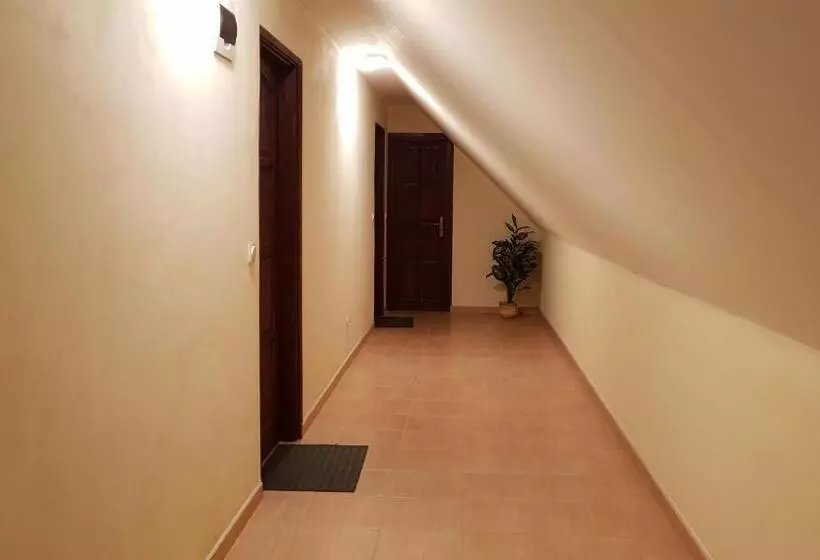 Majatalo Főczény Pince és Vendégház