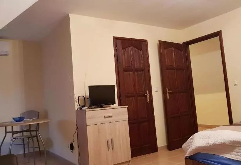 Majatalo Főczény Pince és Vendégház