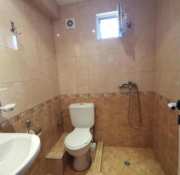 پانسیون Guest House Georgieva Ravda