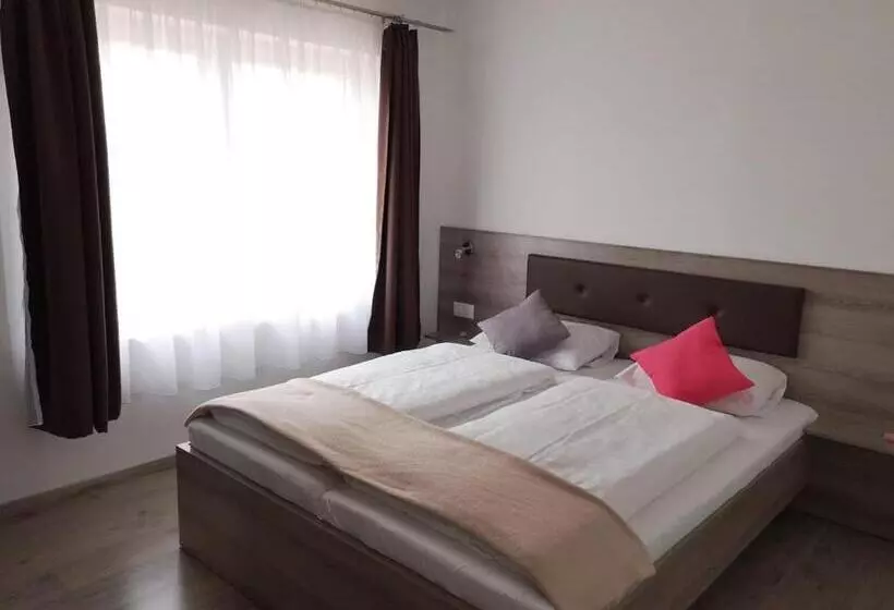 Majatalo Rozé Vendégház