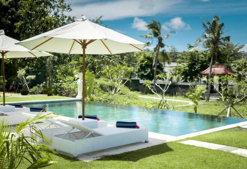 펜션 Teges Asri By Bukit Vista