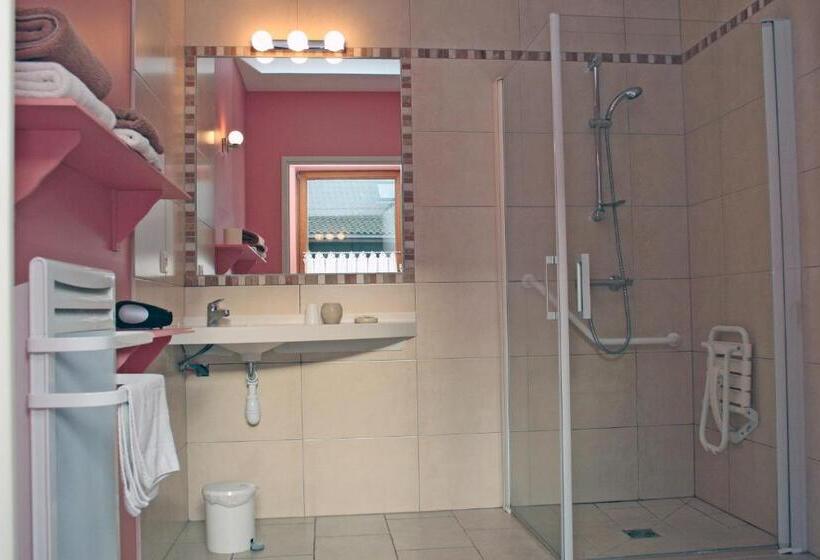 تختخواب و صبحانه Ferme Brocart