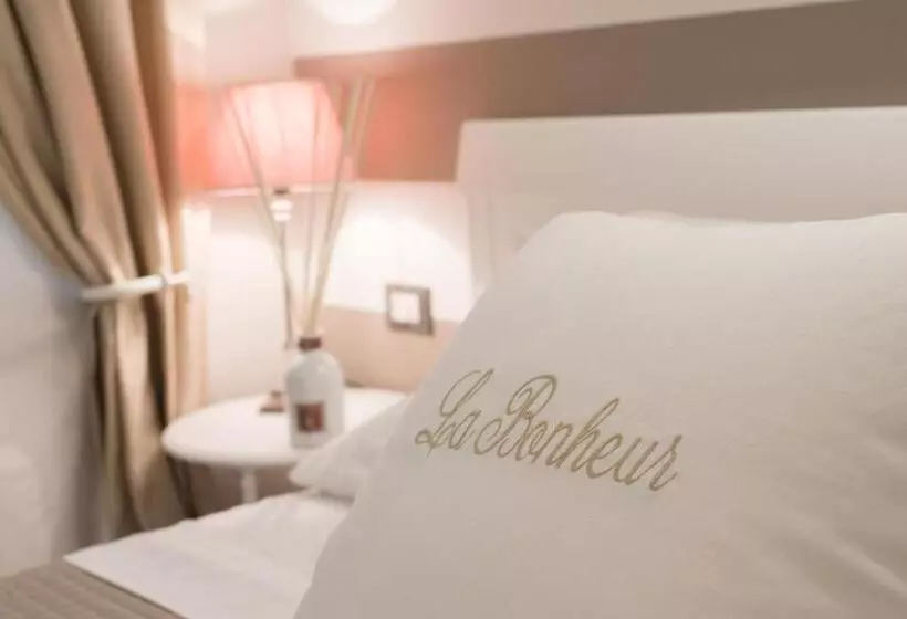 تختخواب و صبحانه La Bonheur, Terre Marine