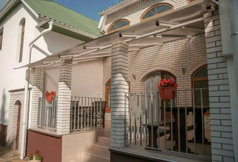 Aamiaismajoitus (B&B) Tiszavirág Panzió és üdülőközpont