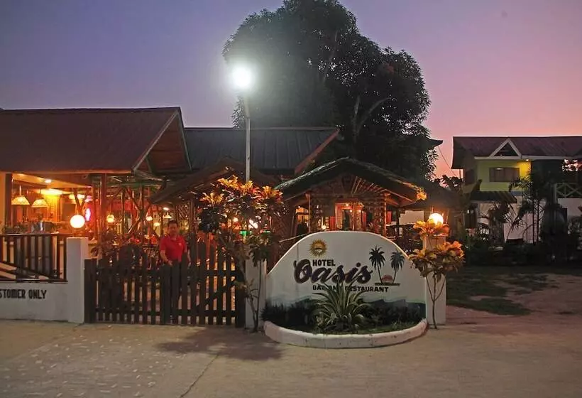 ホテル Oasis Port Barton