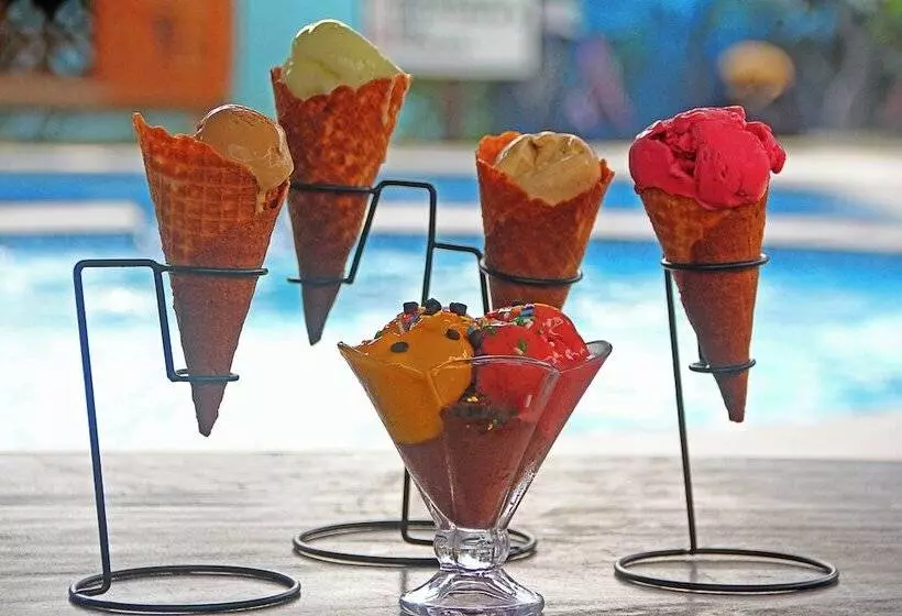 ホテル Oasis Port Barton