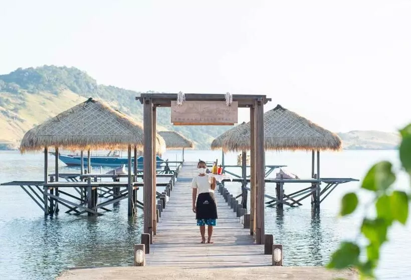هتل The Seraya Resort Komodo