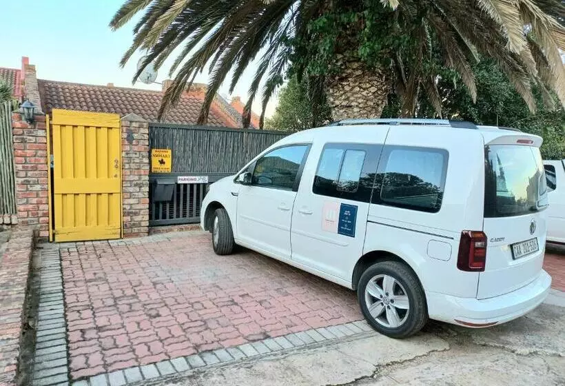 Lazy Days Apartments   Jeffreys Bay