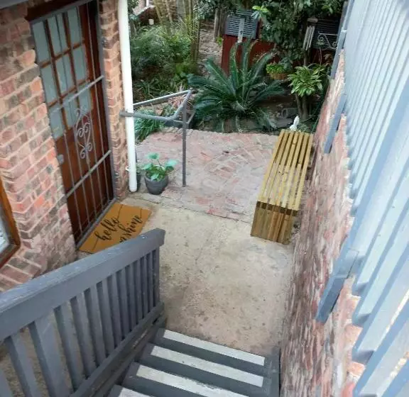 Lazy Days Apartments   Jeffreys Bay