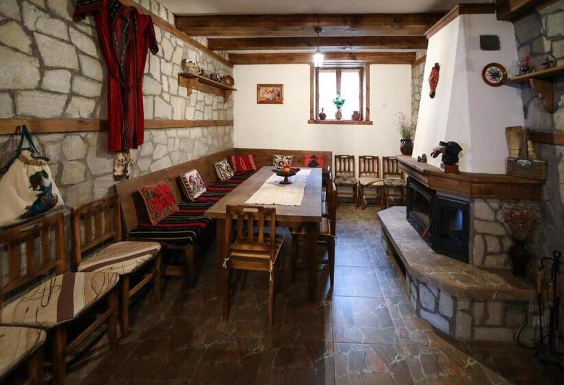 Pensione тодорината къща