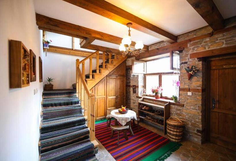 Pensione тодорината къща