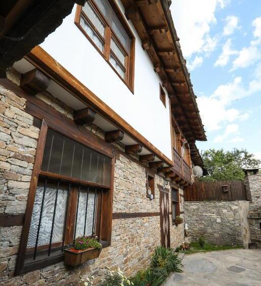 Pensione тодорината къща