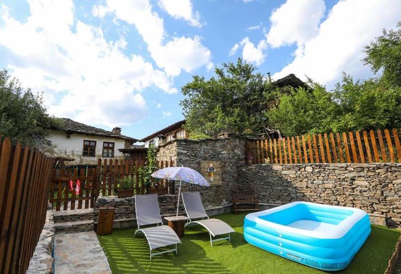 Pensione тодорината къща