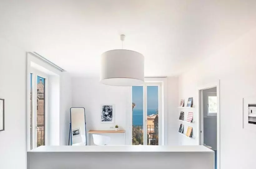Majatalo Ae Home|studio