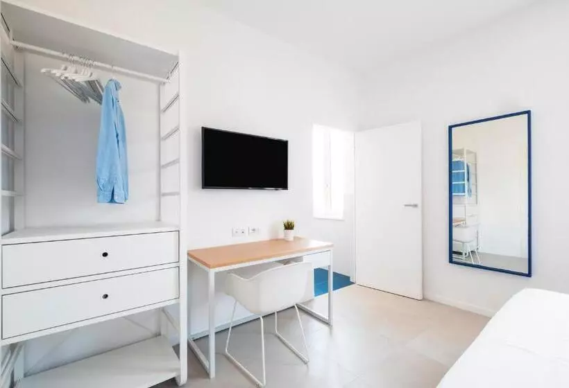 Majatalo Ae Home|studio