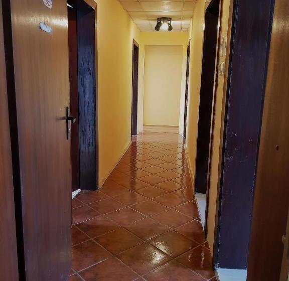 פנסיון Oleander Rooms & Apartment