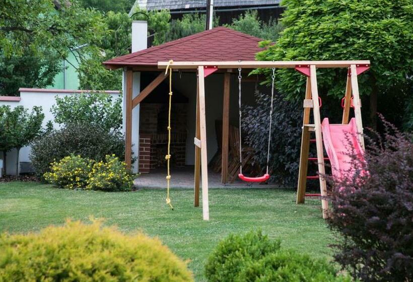 ペンション Penzion U Sazamů