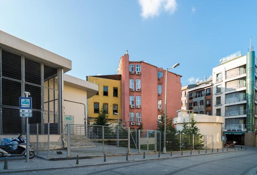 簡易ホテル Yeni