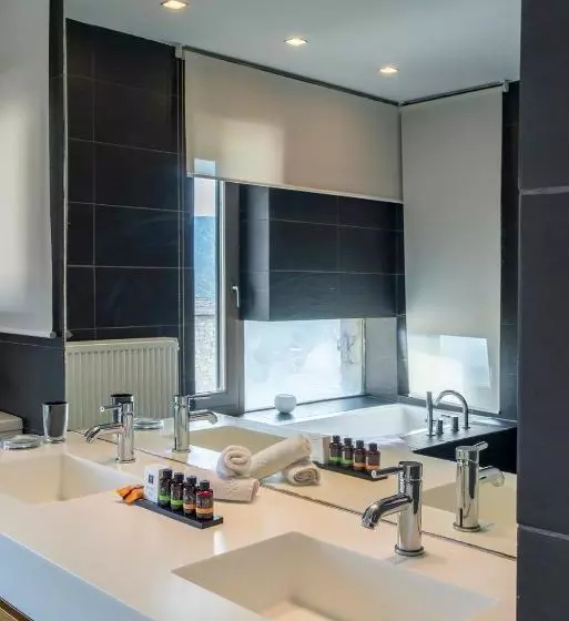 Hôtel Elafivolia Arachova Suites