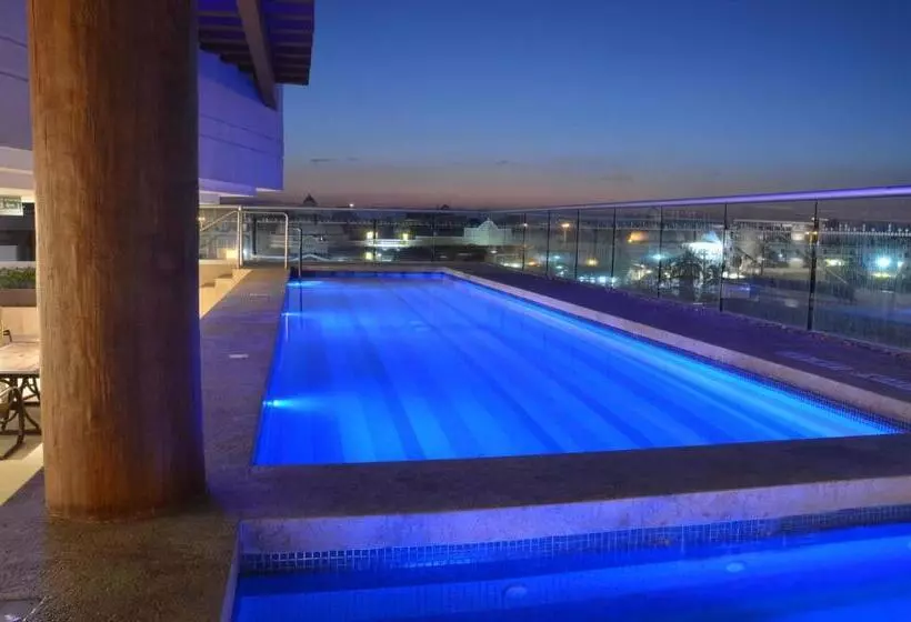 호텔 Holiday Inn Express Puerto Vallarta, An Ihg